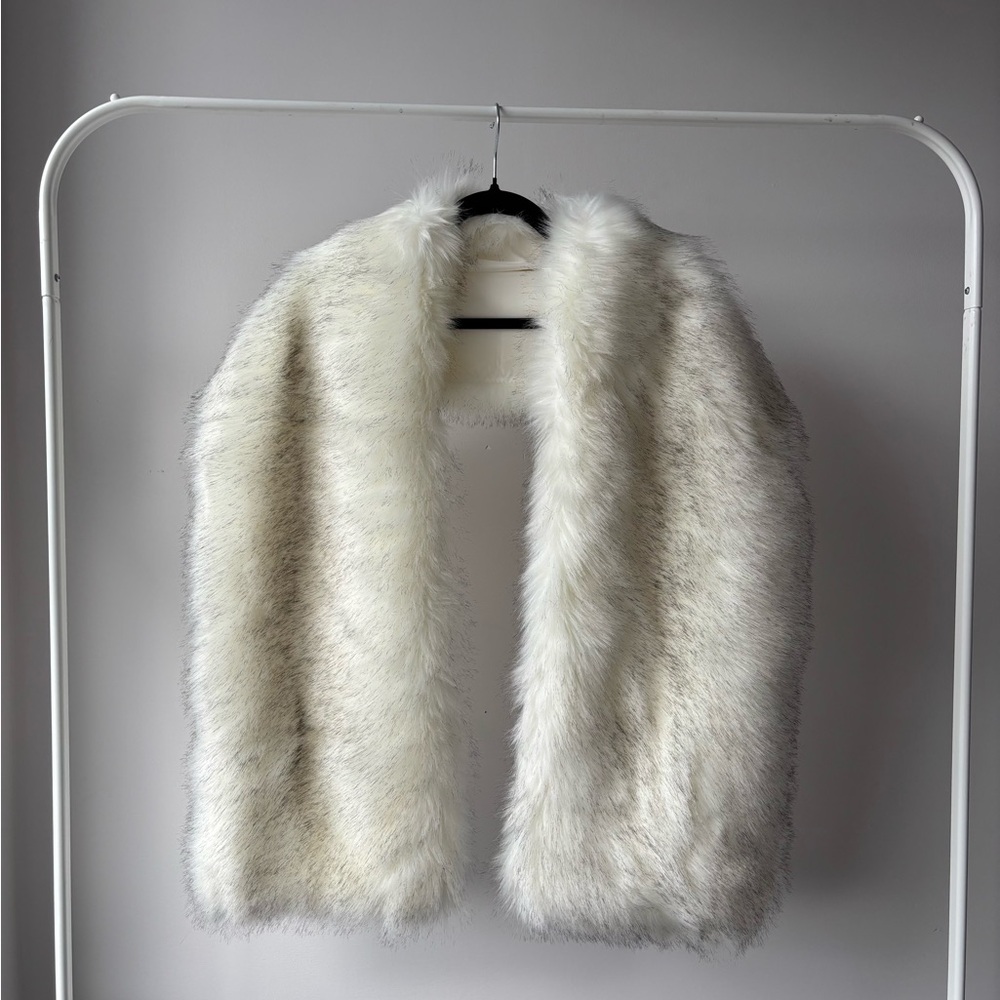 Elegant White Faux Fur bolero